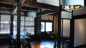 客席から入口方向